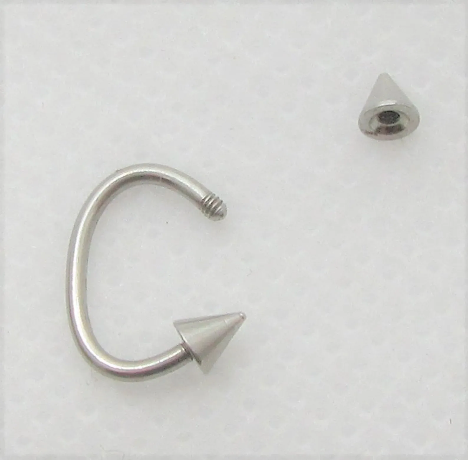 20G 18G 16G Double Spikes Nose Hoop Spiked Nose Ring Nostril Hoop Ring 20 gauge 18 gauge 16 gauge Unique Nose Hoop Snug Nose Ring