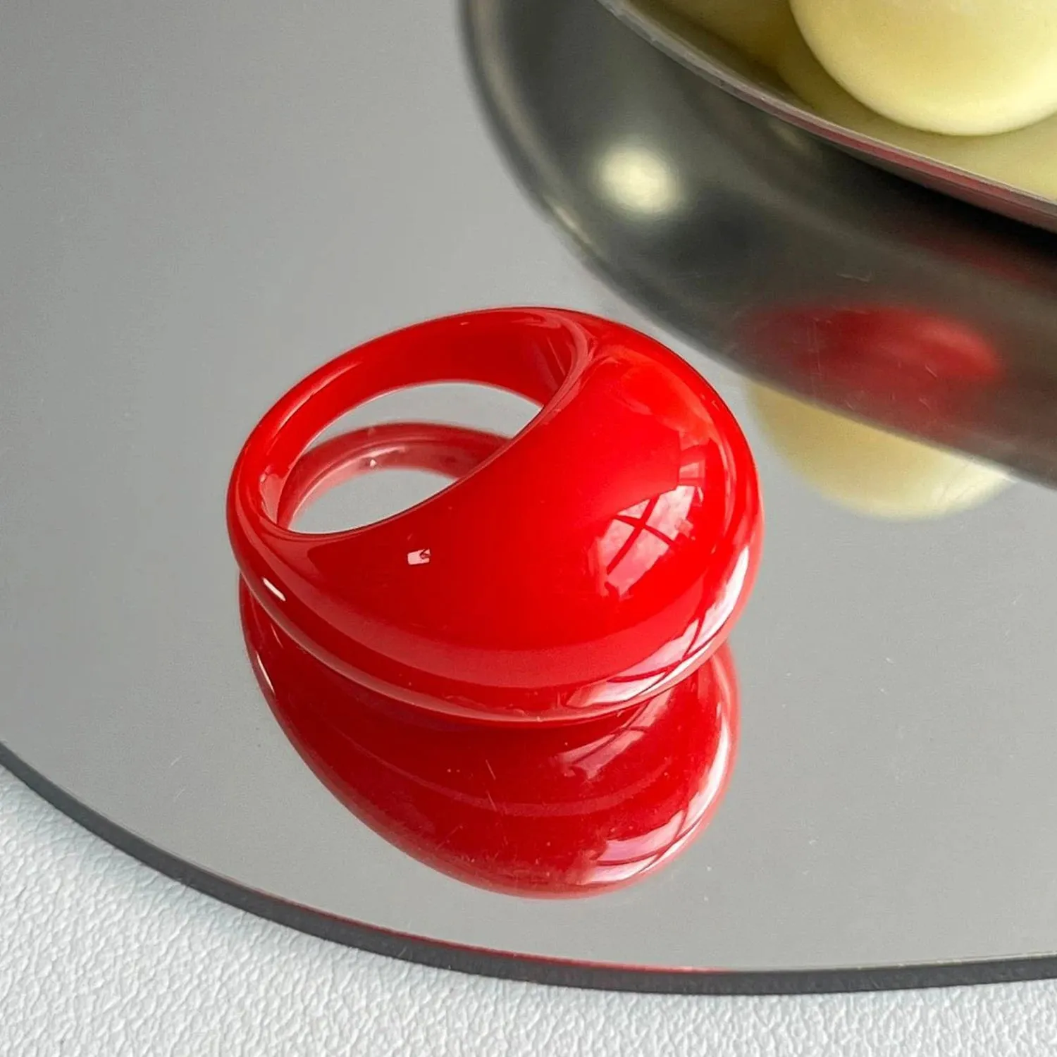Big Round Acrylic Resin Rings.
