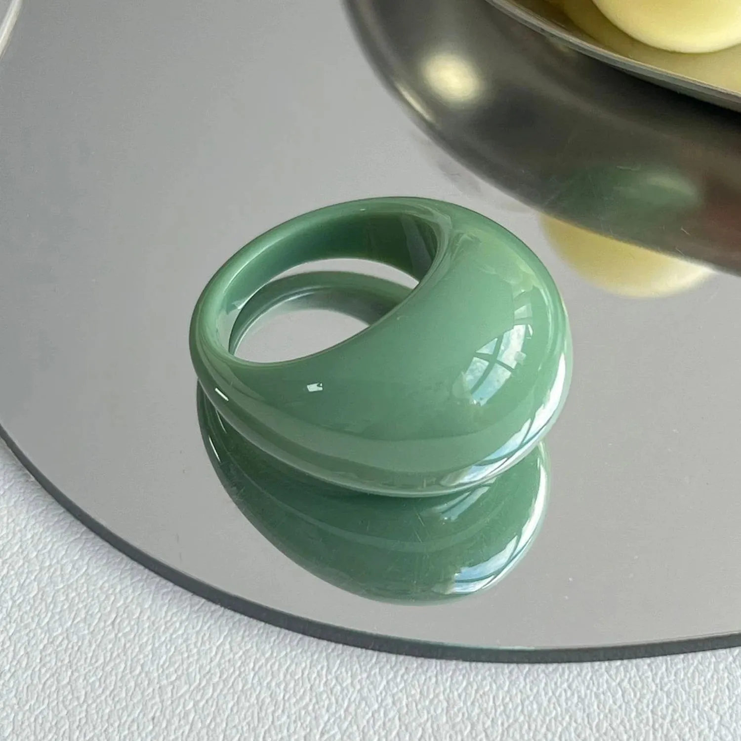 Big Round Acrylic Resin Rings.