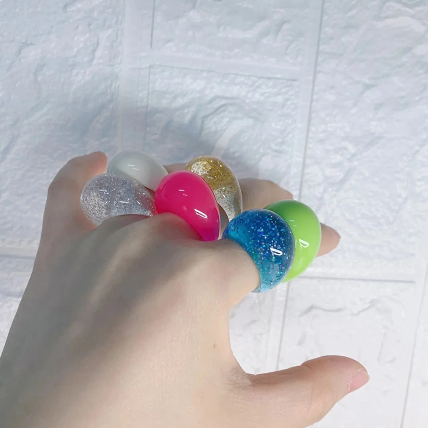 Big Round Acrylic Resin Rings.
