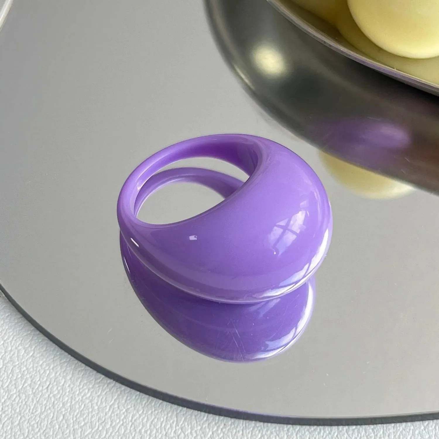 Big Round Acrylic Resin Rings.