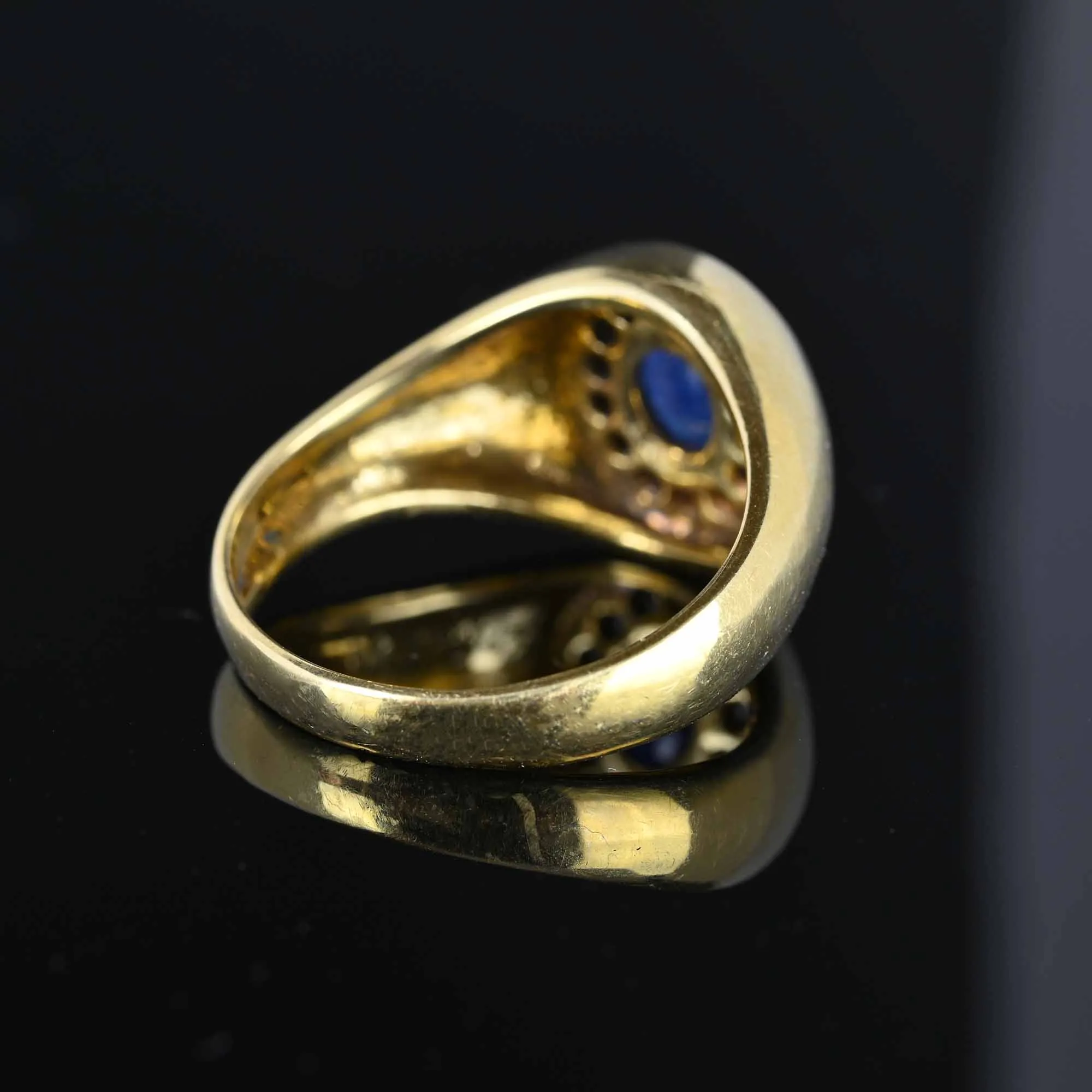 Diamond Halo Sapphire Cabochon Signet Ring in 14K Gold