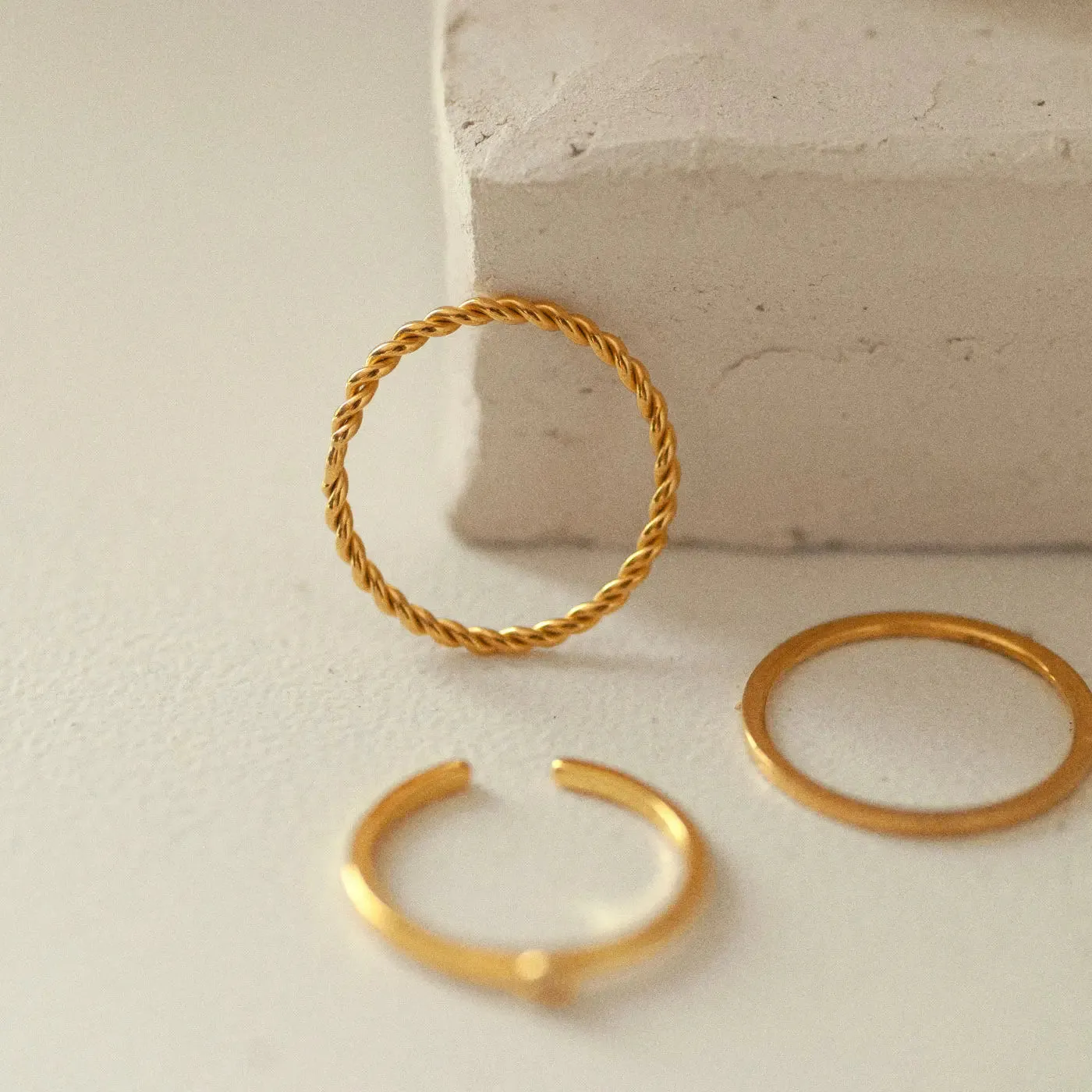 Evi - Thin Twisted Ring Stainless Steel
