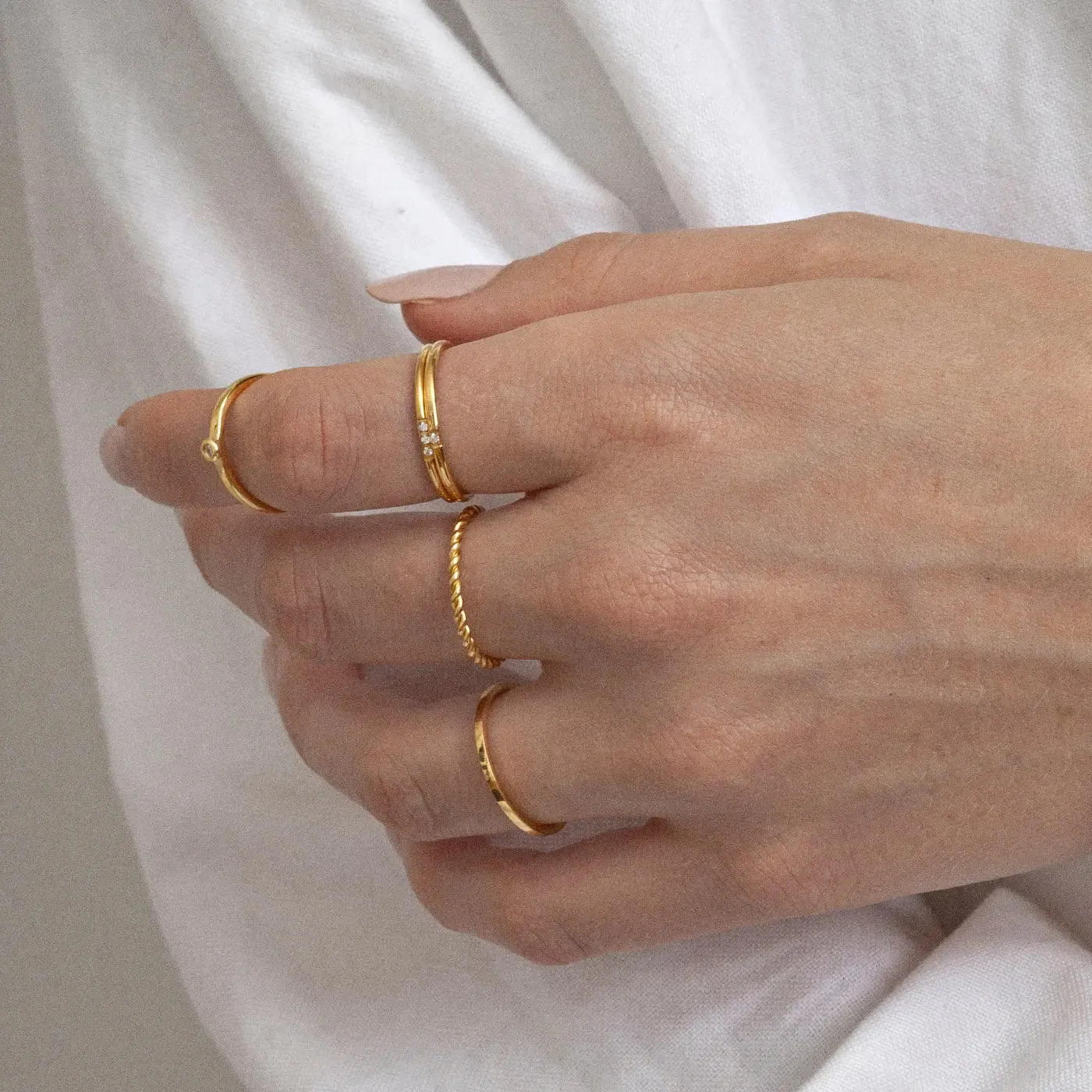Evi - Thin Twisted Ring Stainless Steel