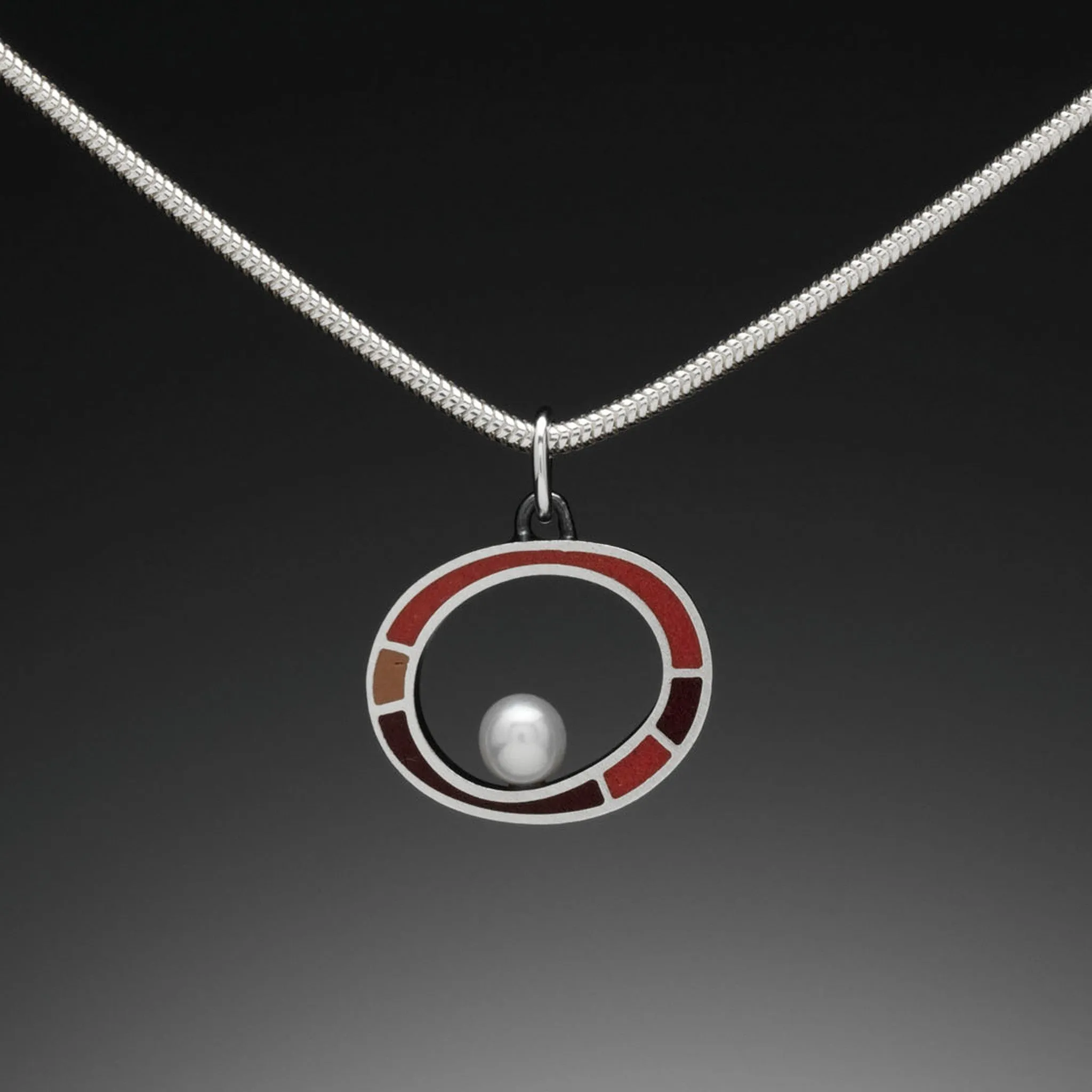 Floating Pearl Necklace (red)