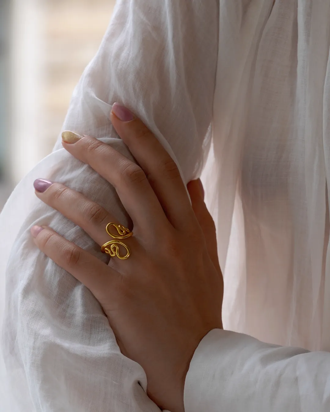 Golden spiral gold ring