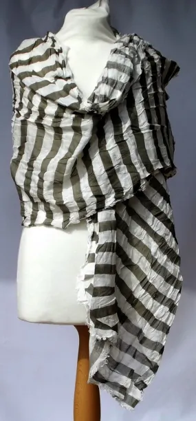 Henley Linen Scarf in Khaki & Cream