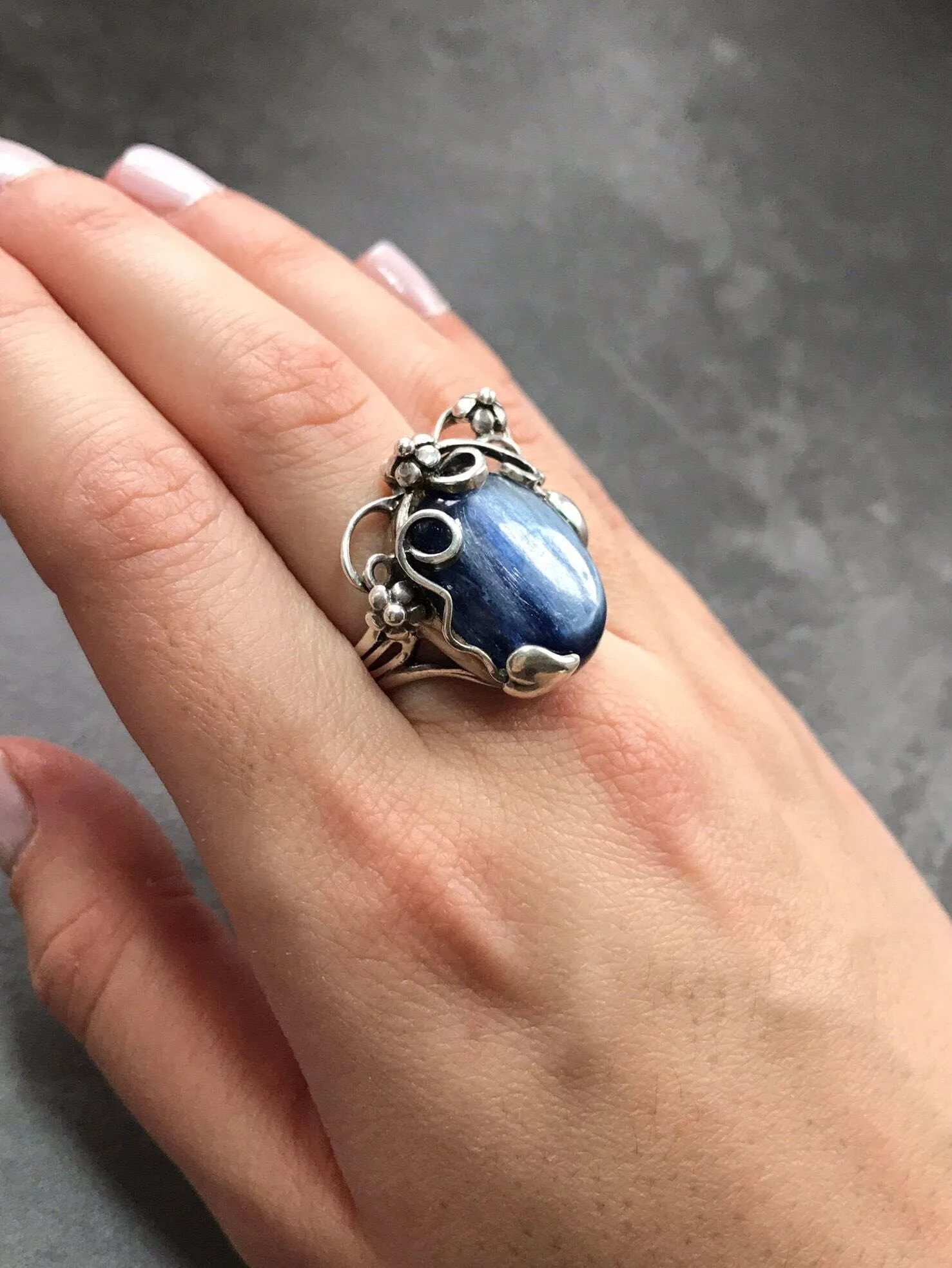 Kyanite Silver Ring - Blue Boho Ring - Statement Kyanite Ring