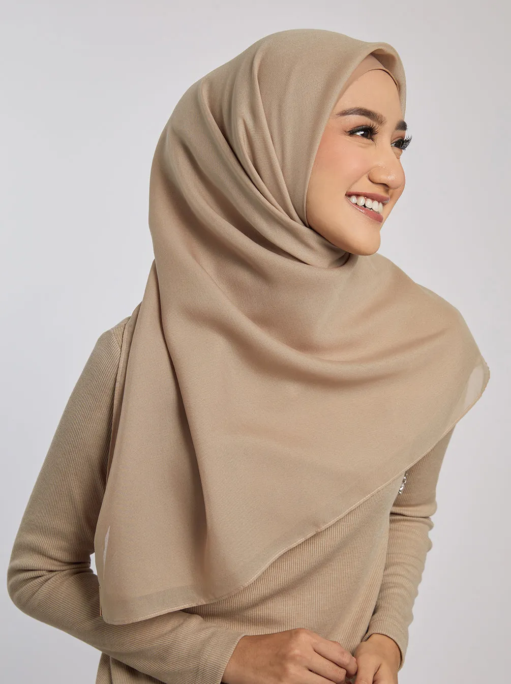 LIGHT VOILE SCARF PLAIN LATTE