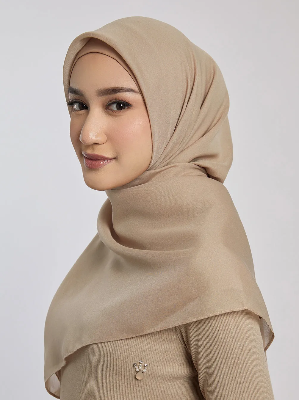 LIGHT VOILE SCARF PLAIN LATTE