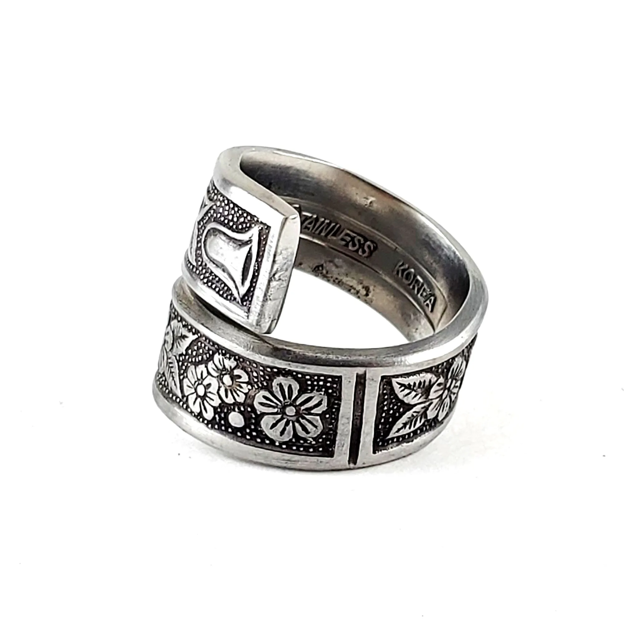 Northland Spring Fever Stainless Steel Spoon Wrap Around Ring