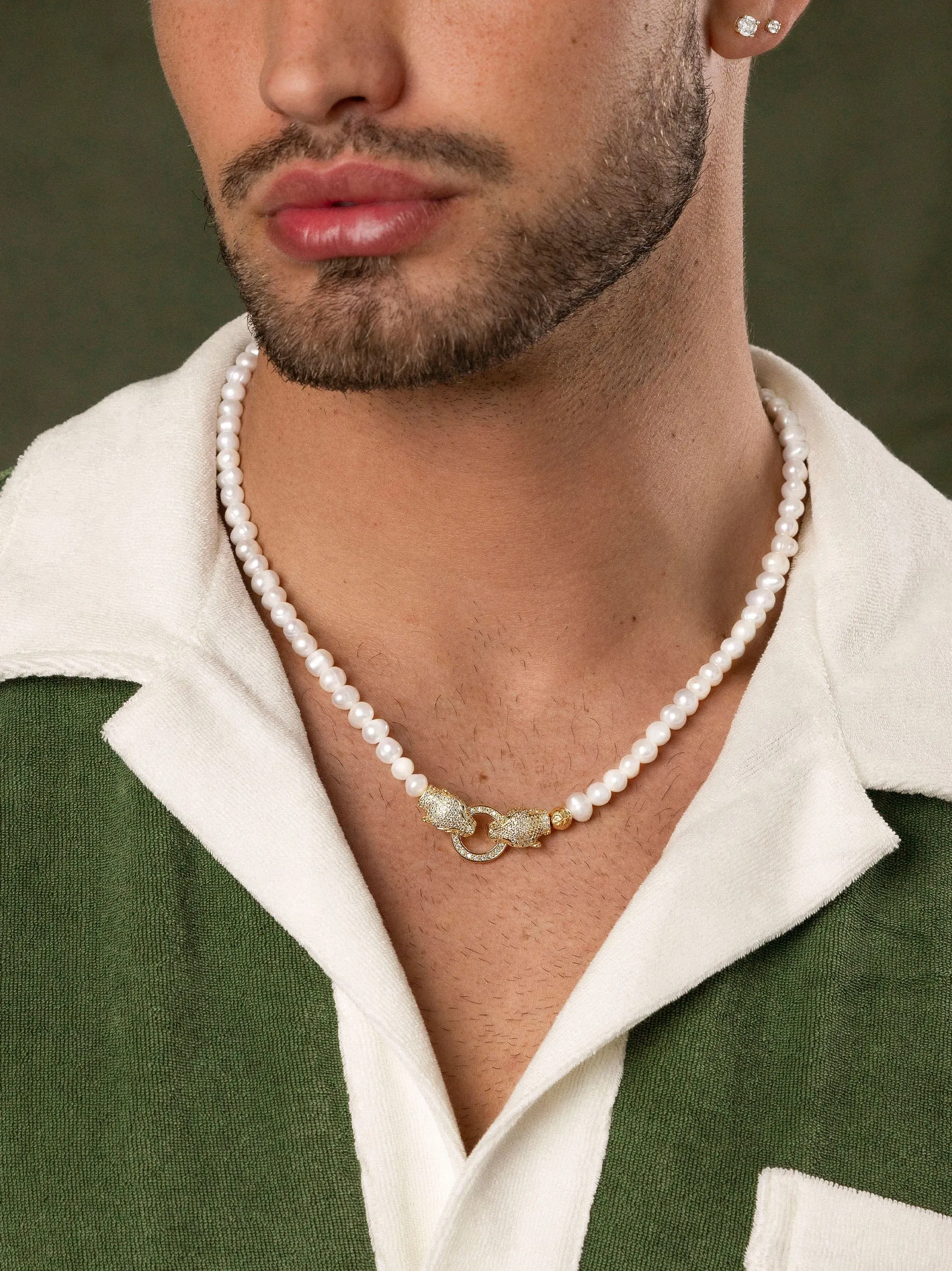 Pearl Choker with Double Panther Head in Gold