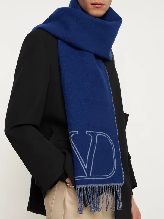 Valentino Garavani   VLogo signature wool scarf 