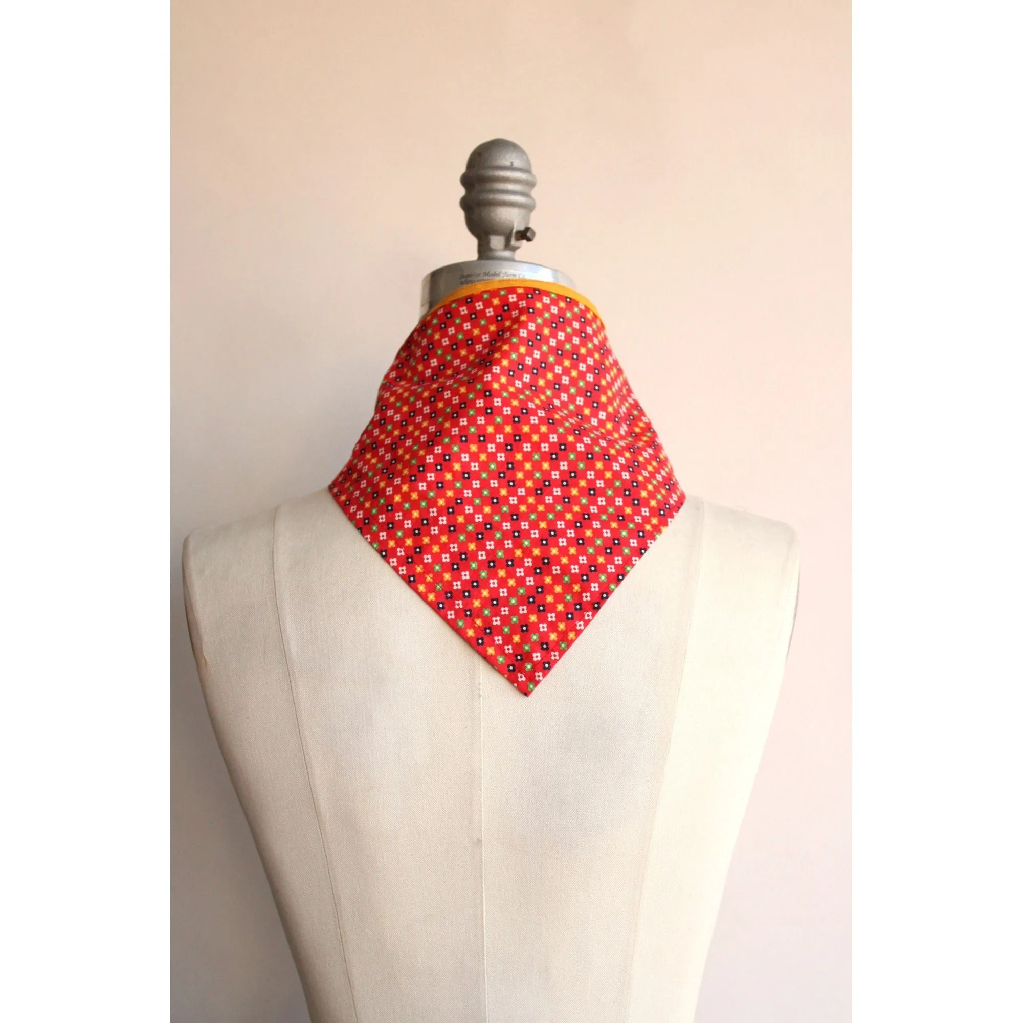 Vintage 1960s 1970s Kerchief or Head Scarf