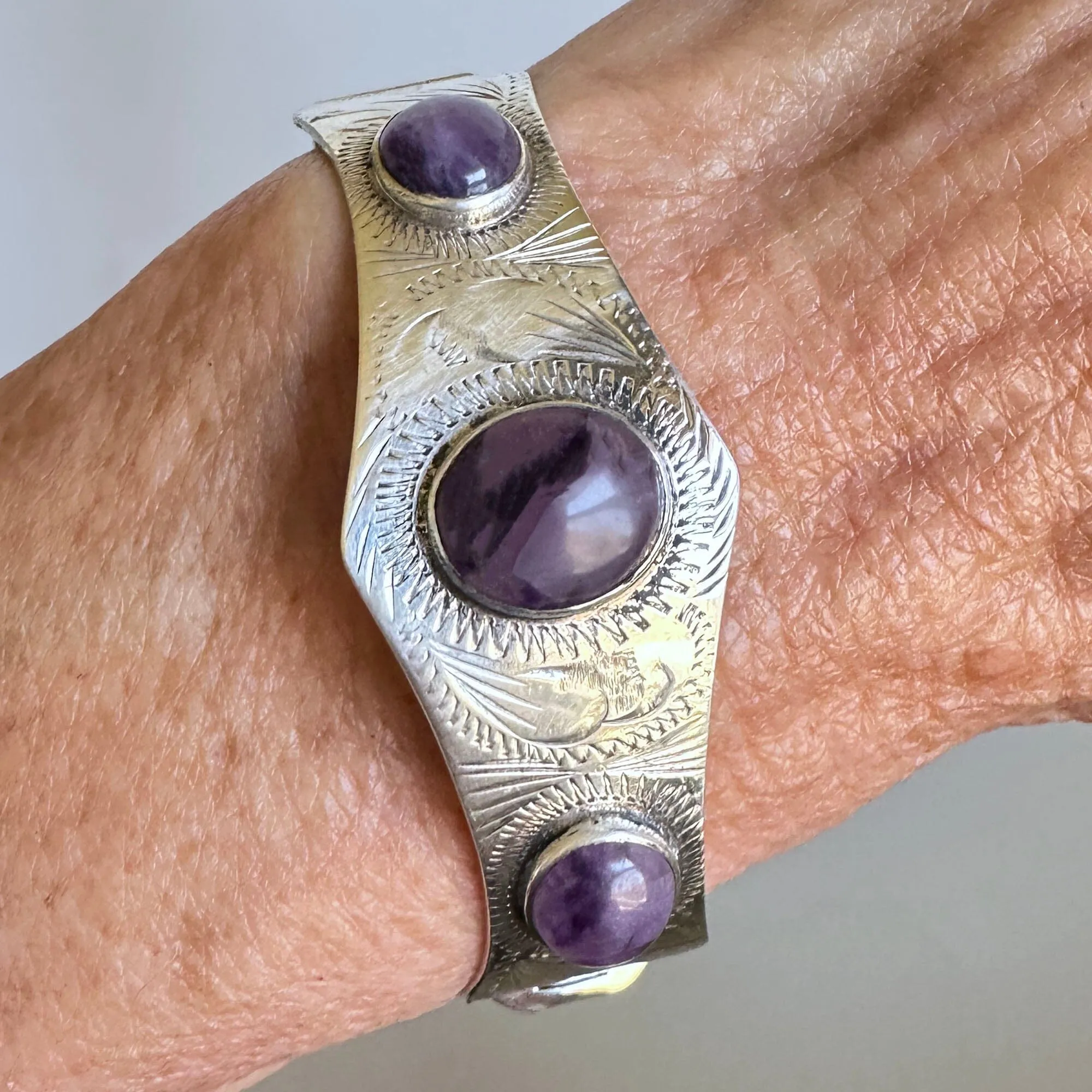 Vintage Excalibur Silver Amethyst Bracelet Bangle