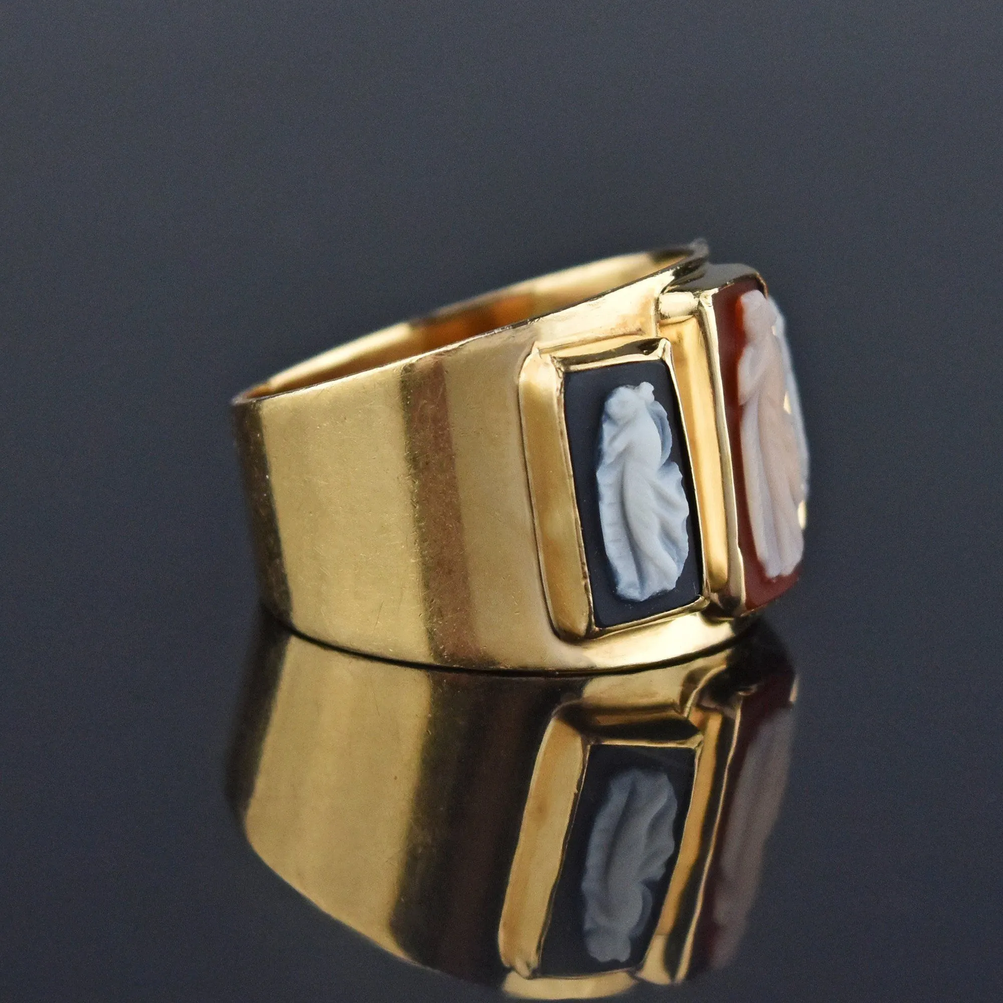 Vintage Wide 14K Gold Hardstone Cameo Band Ring